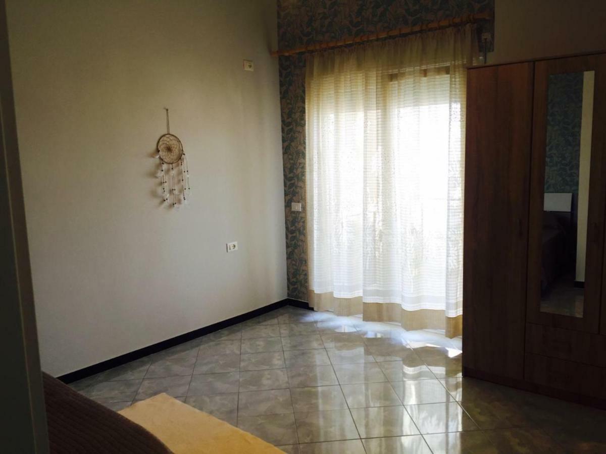 Melody Apartment Влёра Экстерьер фото