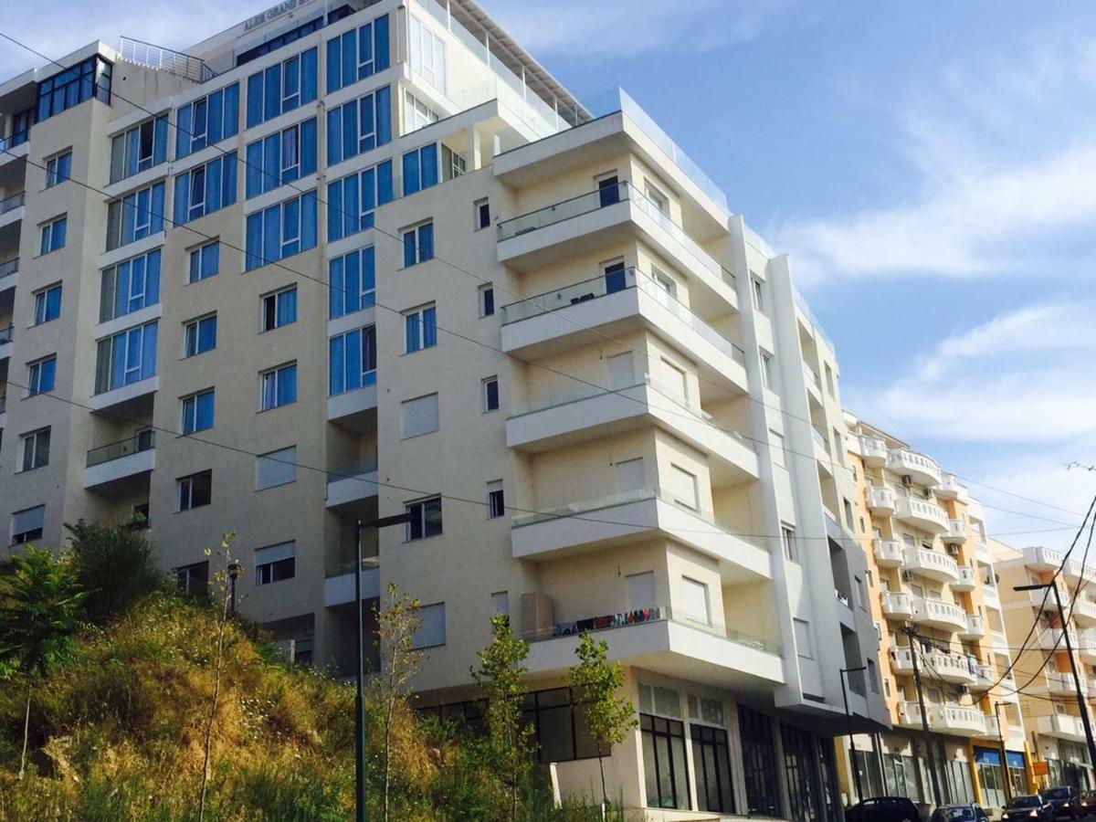 Melody Apartment Влёра Экстерьер фото